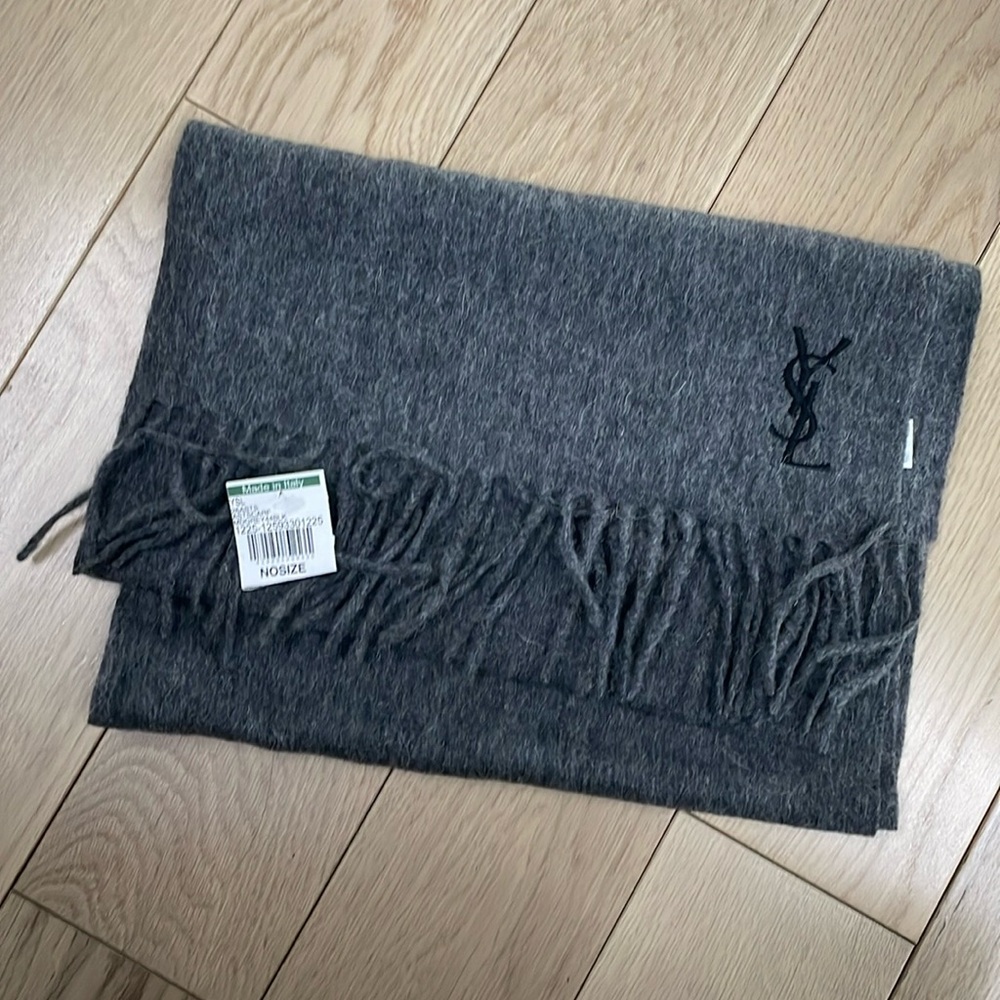 Authentic New YSL Yves Saint Laurent wool gray scarf